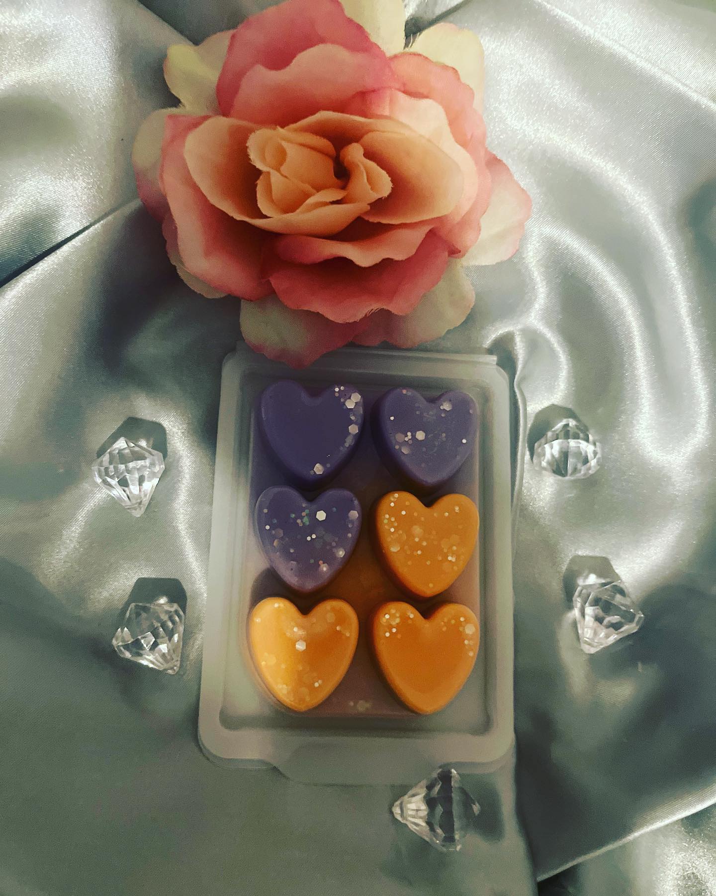 Frosted 6pc  Heart Clam- Zoflora Collection