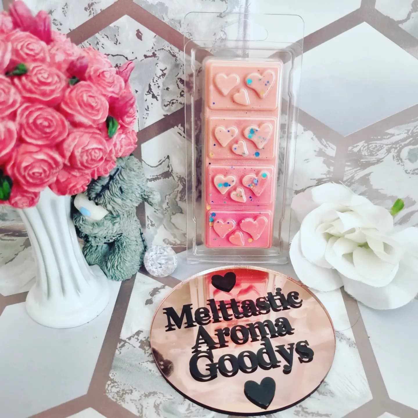 Triple Heart Clamshell- Milkshake Collection
