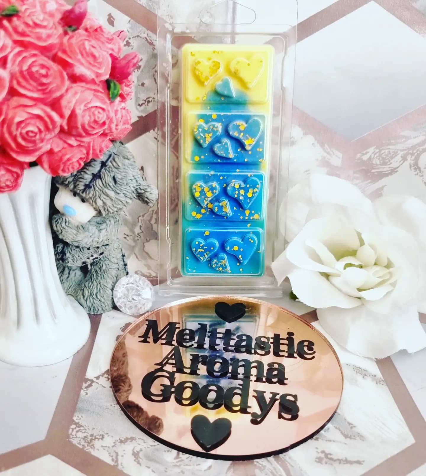 Triple Heart Clamshell- Milkshake Collection